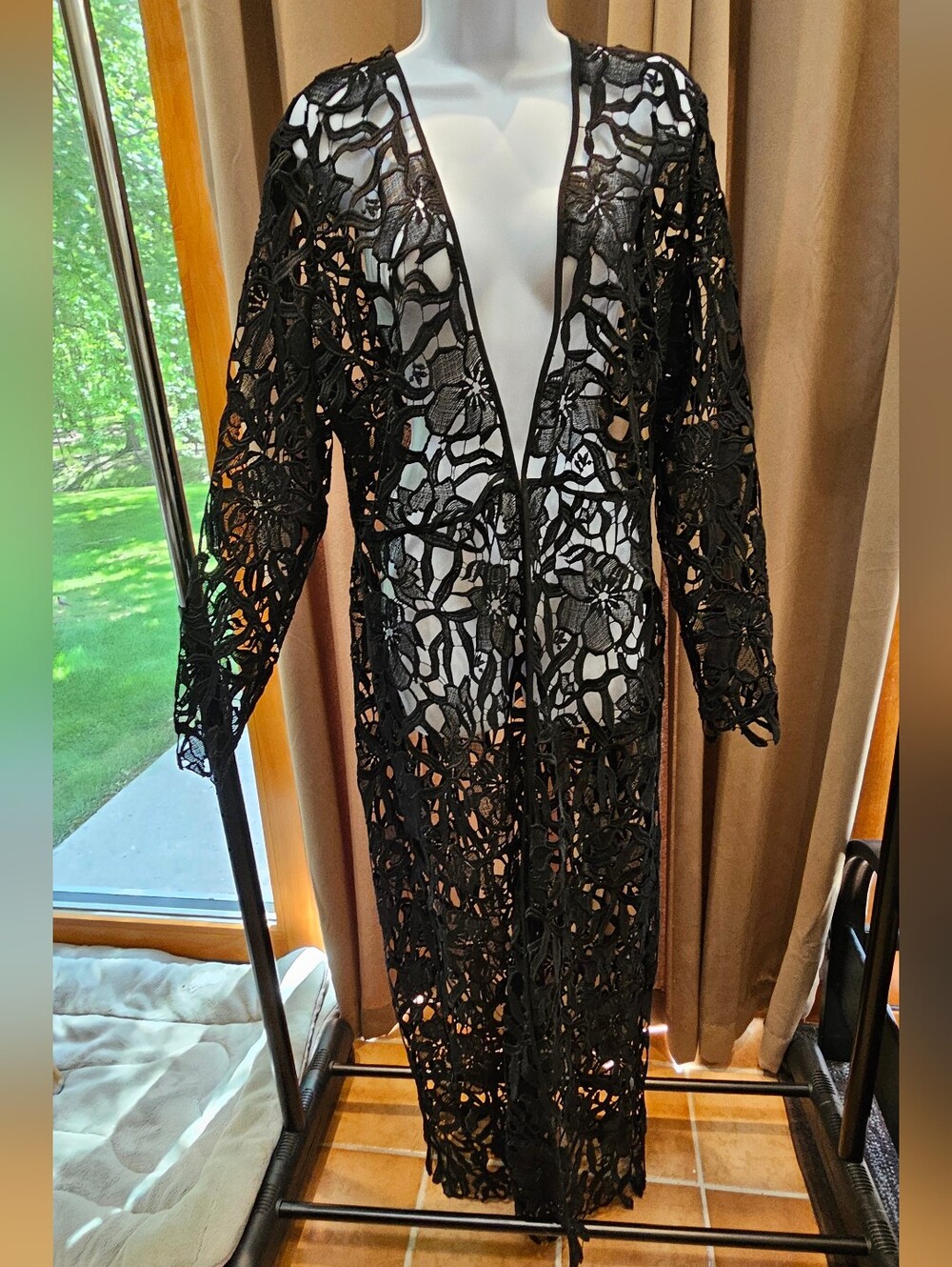 Alexia Admor Black Lace Duster